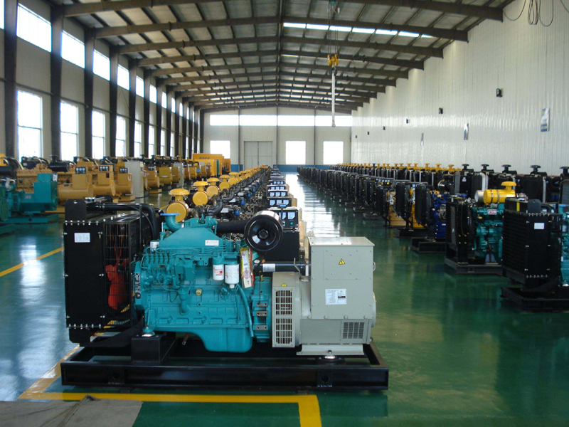 坡头租赁发电机-柴油发电机组冒蓝烟、冒黑烟、冒白烟故障分析