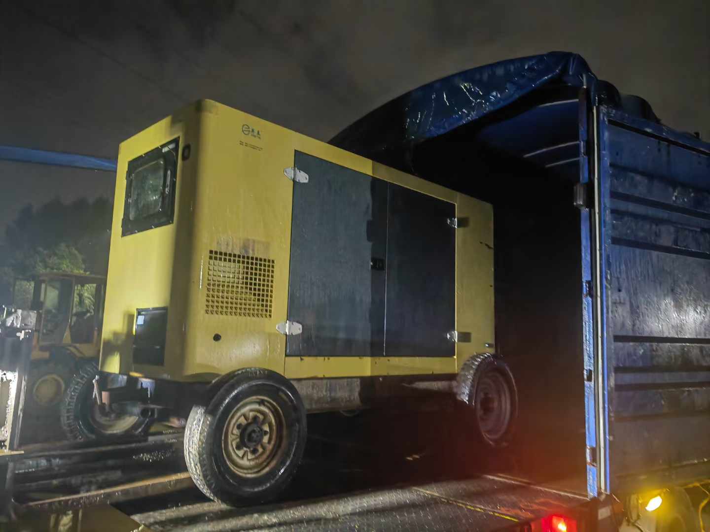 坡头如何根据负载特性选择合适的柴油发电机？