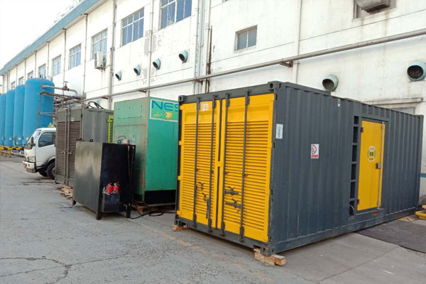 坡头发电机组保养是确保其正常运行、延长使用寿命的关键，以下是一些保养注意事项