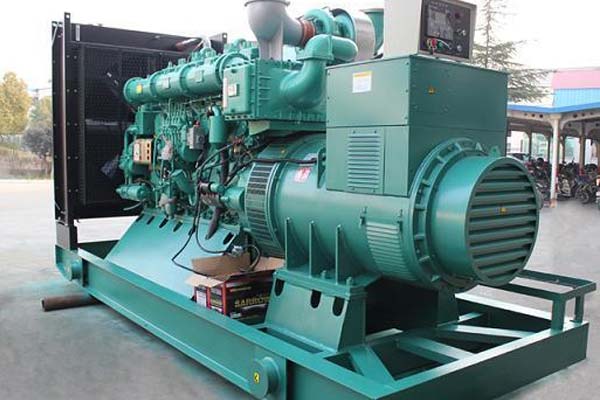 坡头工厂发电机应急发电中如何优化燃油储备管理？