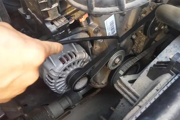 坡头转速传感器的工作原理是什么？