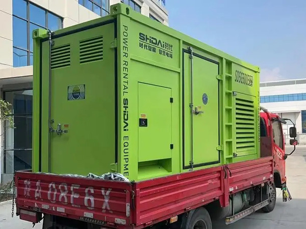 坡头更换水冷式机油散热器的密封件时，如何选择合适的密封胶？