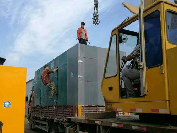 坡头更换水冷式机油散热器密封件的操作流程是怎样的？